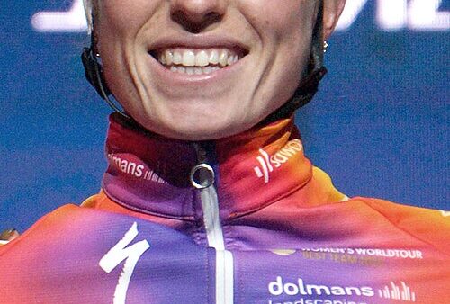 Vollering takes world title in Montreal amid crash chaos and UCI fine